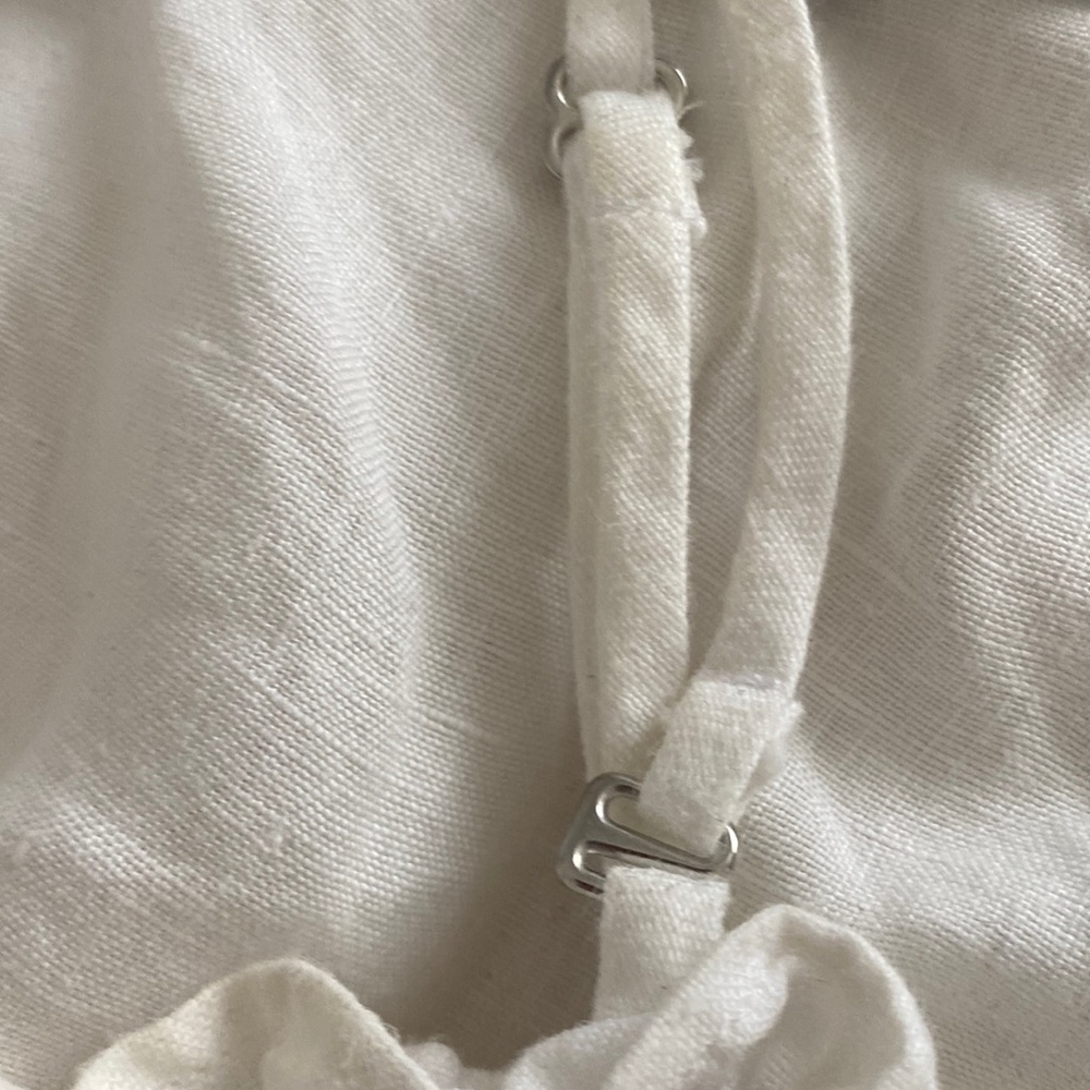 Reformation linen top size small - Picture 2 of 2